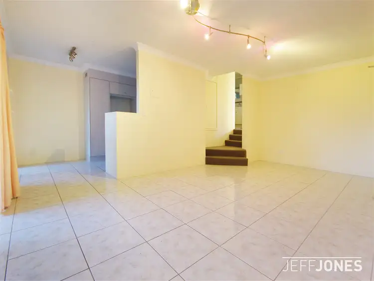 Third view of Homely unit listing, 2/19 Temple Street, Coorparoo QLD 4151
