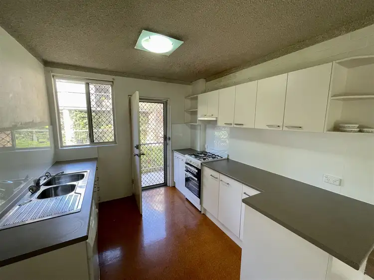 1/12 Foxton Street, Indooroopilly QLD 4068