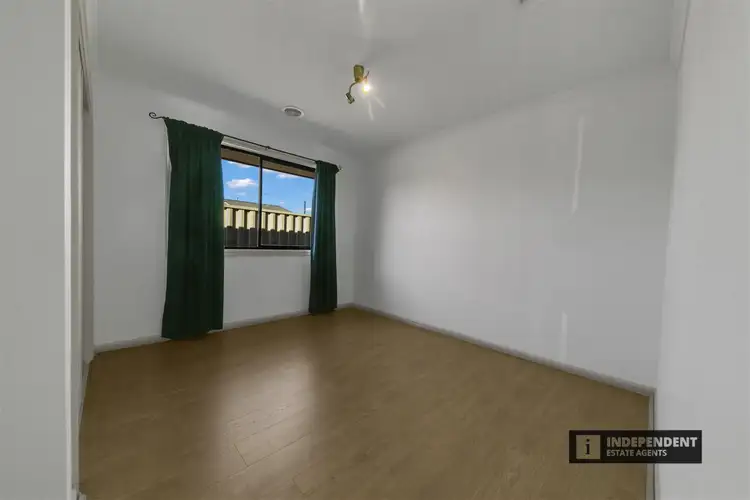 Sixth view of Homely house listing, 5 Gongurra Bowl, Harkness VIC 3337