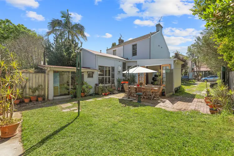 48 Mary, St Peters NSW 2044