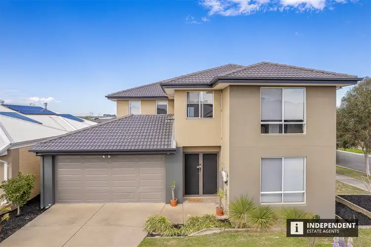 17 Sikes Road, Clyde North VIC 3978