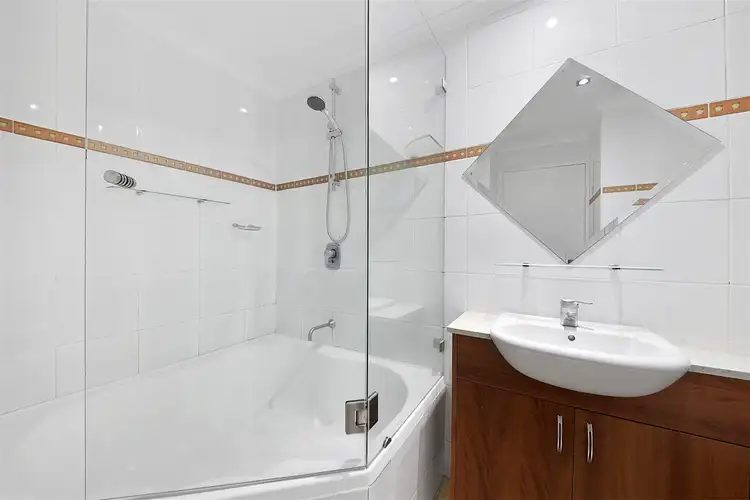 Fourth view of Homely unit listing, 201/10 West Promanade, Manly NSW 2095