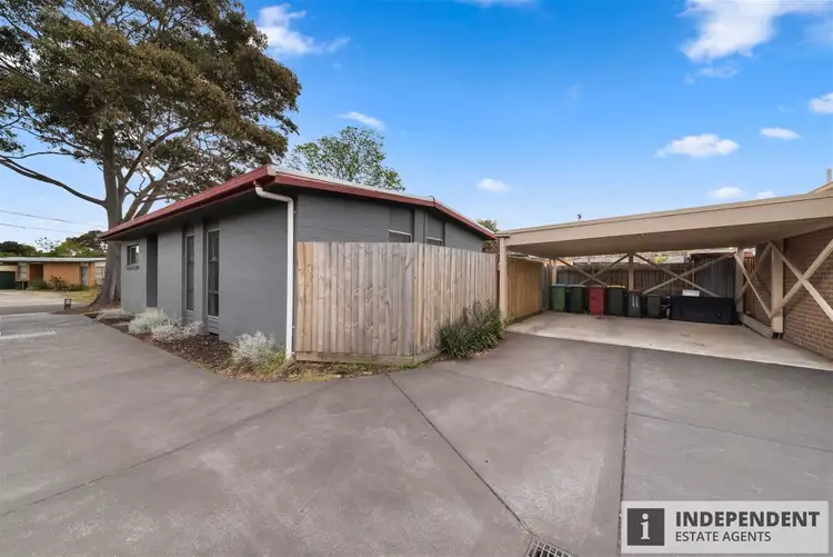 Sixth view of Homely unit listing, 1/11 Bouvardia Crescent, Frankston North VIC 3200