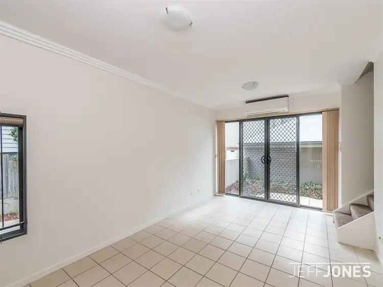 Main view of Homely townhouse listing, 3/127 Ekibin Road, Annerley QLD 4103