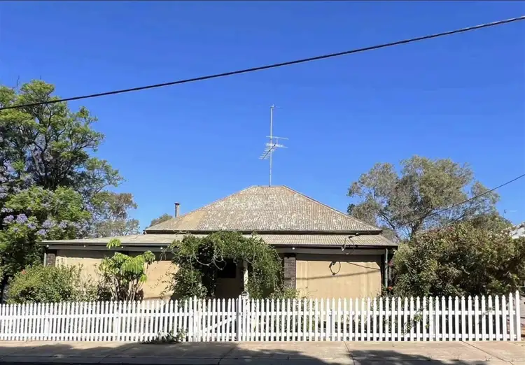 8 Arthur Street, Toodyay WA 6566