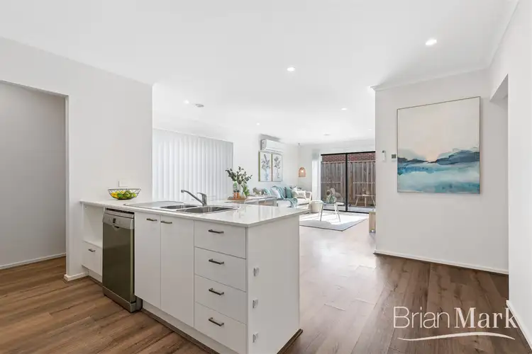 Fifth view of Homely house listing, 8 Brentham Crescent, Werribee VIC 3030