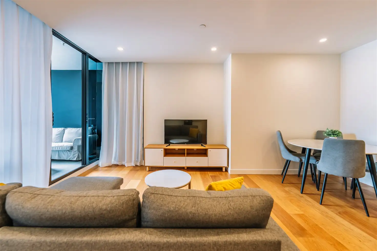 Main view of Homely apartment listing, 52 Manning Street, South Brisbane QLD 4101