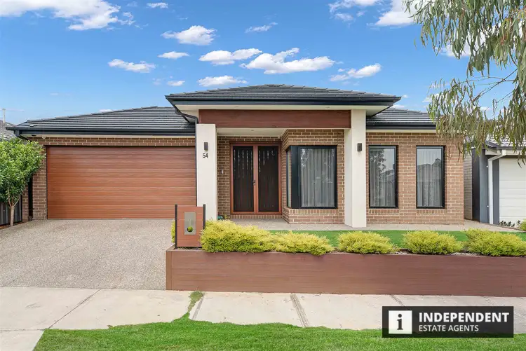 54 Diamond Parade, Strathtulloh VIC 3338