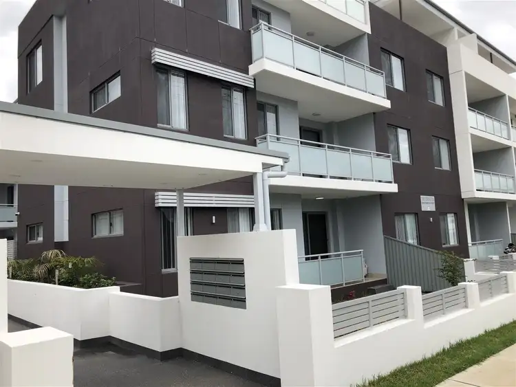 60-64 Essington St, Wentworthville NSW 2145