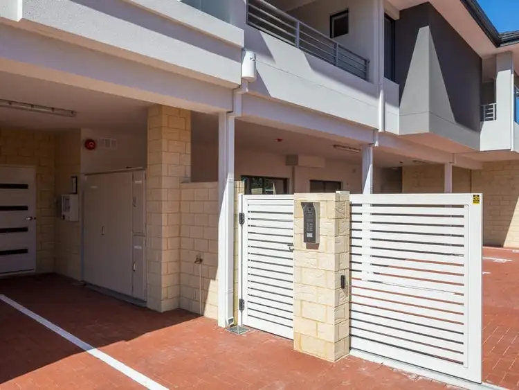Main view of Homely apartment listing, 2/11 Goldsmith Road, Spearwood WA 6163
