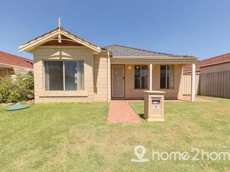 Main view of Homely house listing, 19 La Guardia Loop, Port Kennedy WA 6172
