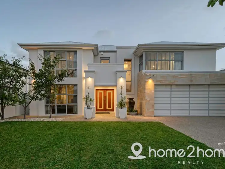 8 Sandford Avenue, Lake Coogee WA 6166