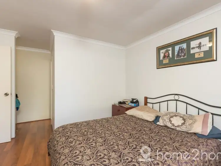 Sixth view of Homely house listing, 5 Latania Grove, Warnbro WA 6169