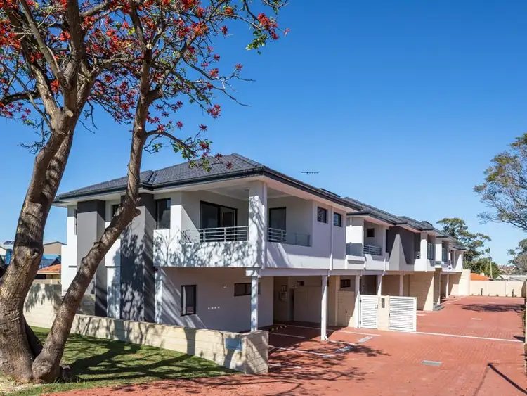 3/11 Goldsmith Road, Spearwood WA 6163