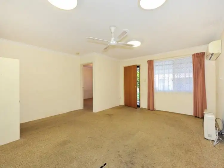 Sixth view of Homely villa listing, 1/105 Simpson Avenue, Rockingham WA 6168