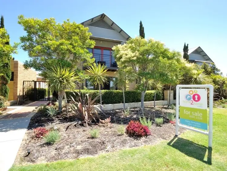 12/20 Lake Street, Rockingham WA 6168