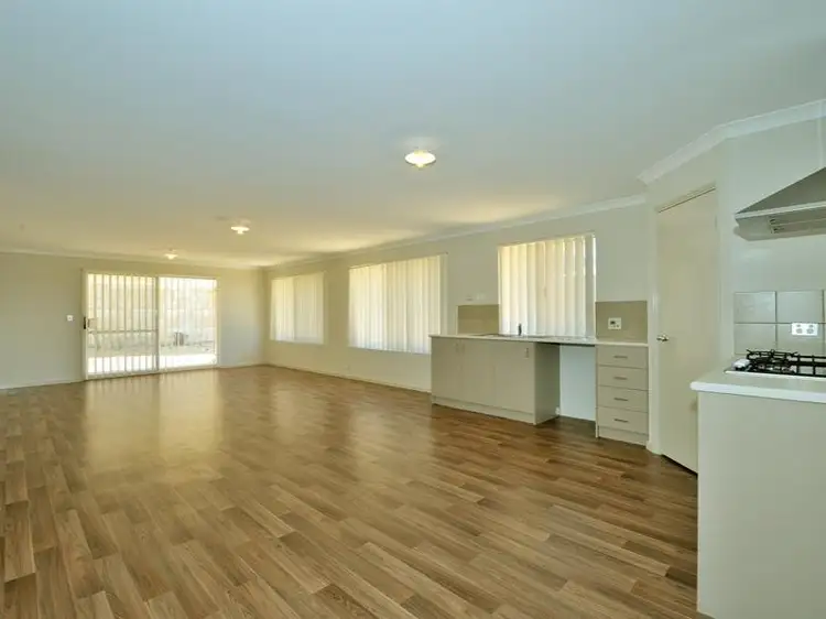 Fifth view of Homely house listing, 3 Doniford Way, Leda WA 6170
