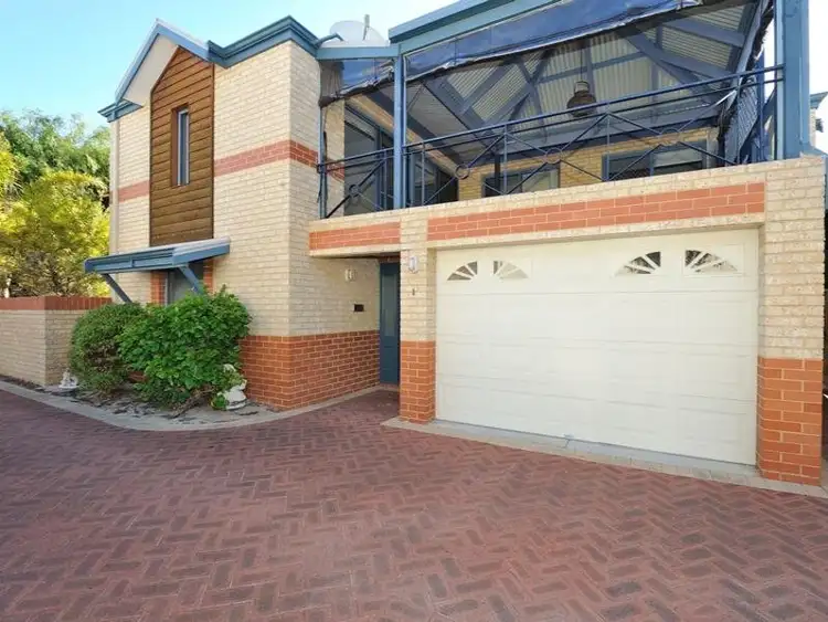 1/10 Fraser Street, Rockingham WA 6168