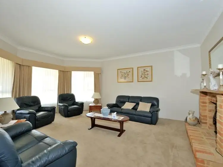 Second view of Homely house listing, 2 Venice Retreat, Warnbro WA 6169