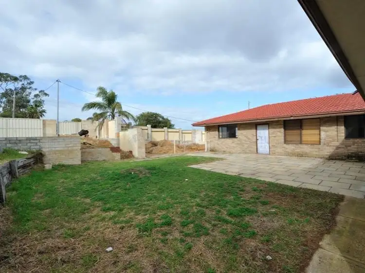 Third view of Homely house listing, 11 Currell Court, Parmelia WA 6167