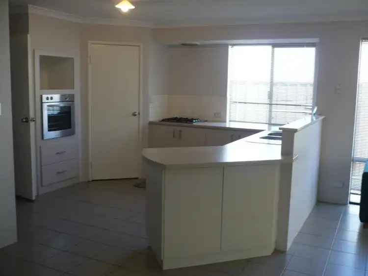 Fifth view of Homely house listing, 4 Shanklin Court, Wellard WA 6170