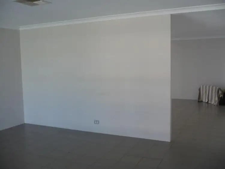 Sixth view of Homely house listing, 4 Shanklin Court, Wellard WA 6170
