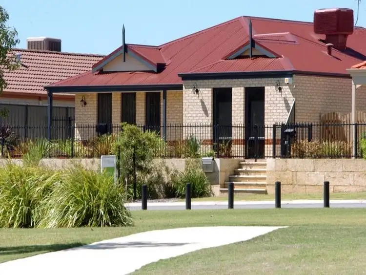 18 Kingaroy Drive, Baldivis WA 6171