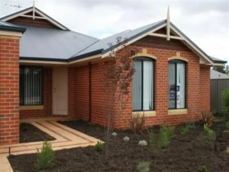 13 Surbiton Approach, Wellard WA 6170