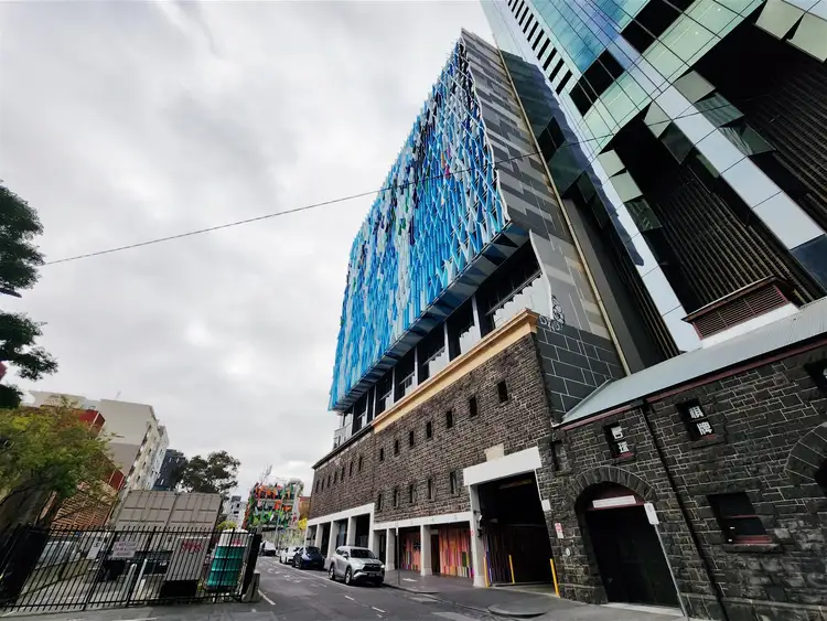 1803/28 Bouverie Street