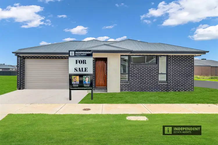 27 Sumac Street, Brookfield VIC 3338