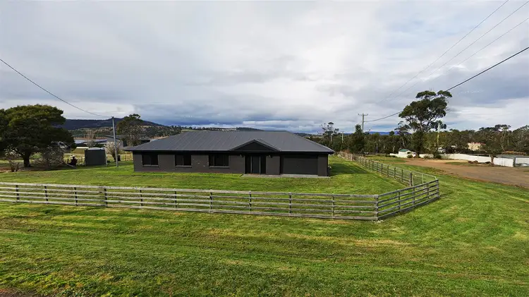 2 Franklin Street, Dunalley TAS 7177
