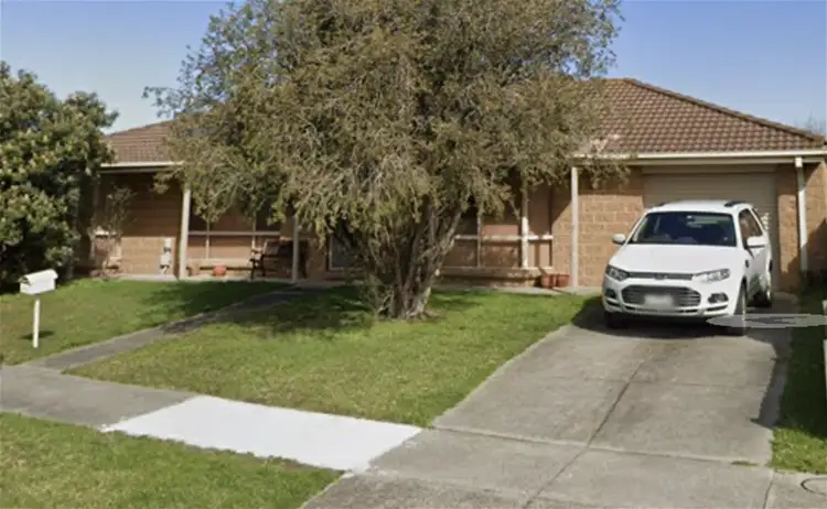 28 Jacinta Drive, Cranbourne West VIC 3977