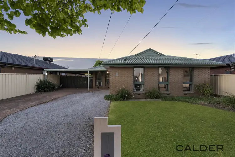 8 Chester Crescent, Deer Park VIC 3023