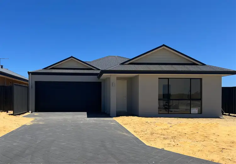 8 Murchison Drive, Ravenswood WA 6208