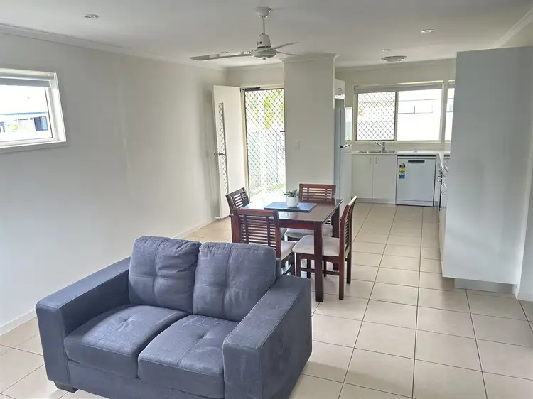 Fifth view of Homely unit listing, 2/3 McKenzie, Middlemount QLD 4746