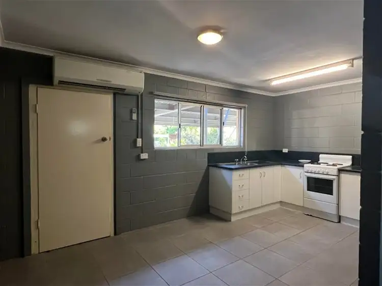 20 Valentine St., Southside QLD 4570