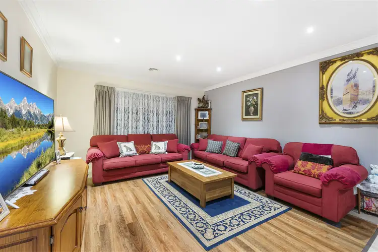 Fourth view of Homely house listing, 8 Inglewood Drive, Burnside Heights VIC 3023