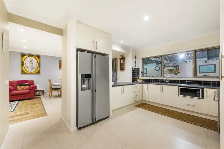 Sixth view of Homely house listing, 8 Inglewood Drive, Burnside Heights VIC 3023