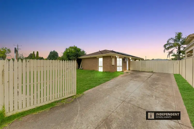 24 Childs Street, Melton South VIC 3338