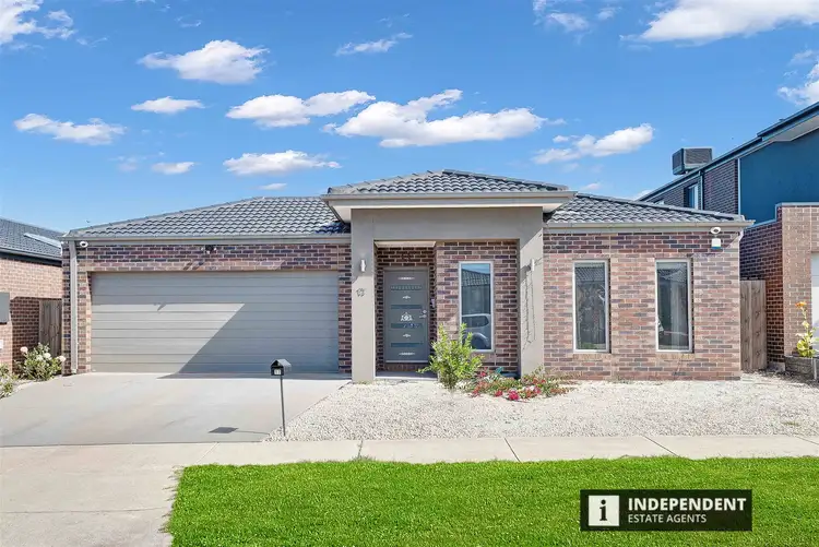 17 Barnato Street, Weir Views VIC 3338