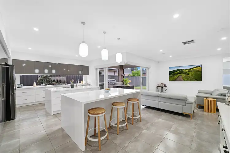 Seventh view of Homely house listing, 16 Timbarra Chase, Cobblebank VIC 3338