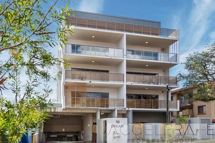 10 Mermaid Street, Chermside QLD 4032