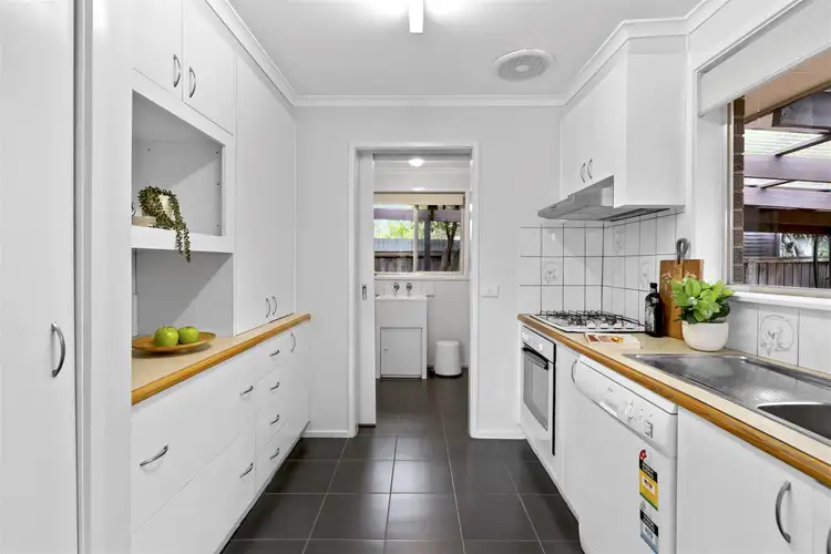 Fifth view of Homely house listing, 21 Blamey Ave, Mill Park VIC 3082