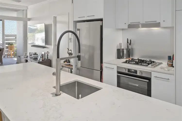 Fifth view of Homely apartment listing, 7/200 Riding Road, Balmoral QLD 4171