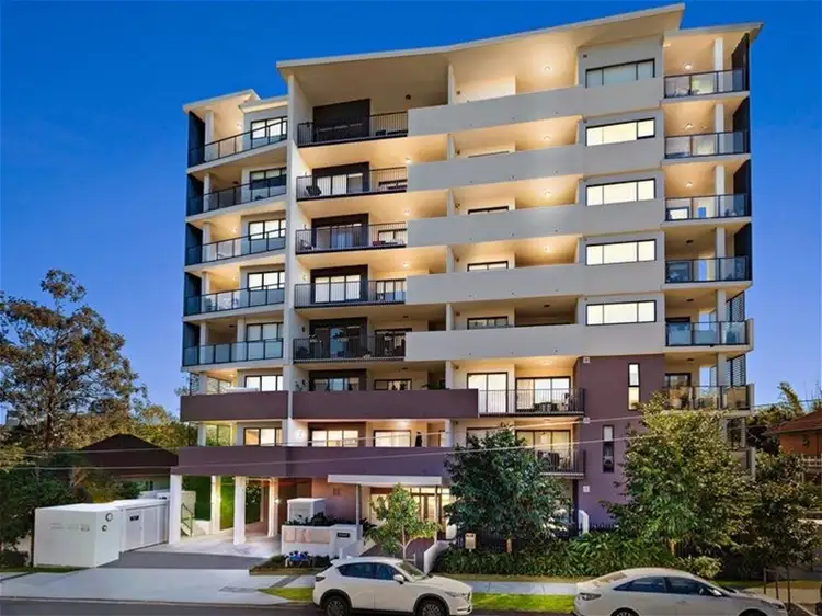 806/9-15 REGINA STREET, Greenslopes QLD 4120