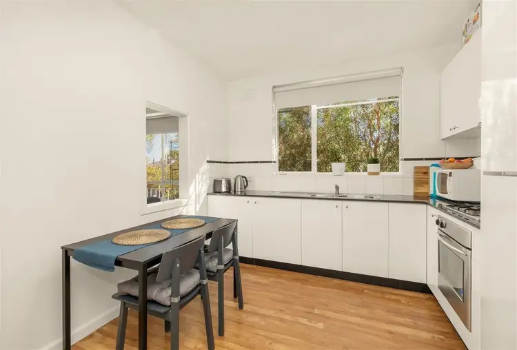 Third view of Homely apartment listing, 4B/200-202 Lower Heidelberg Road, Ivanhoe East VIC 3079