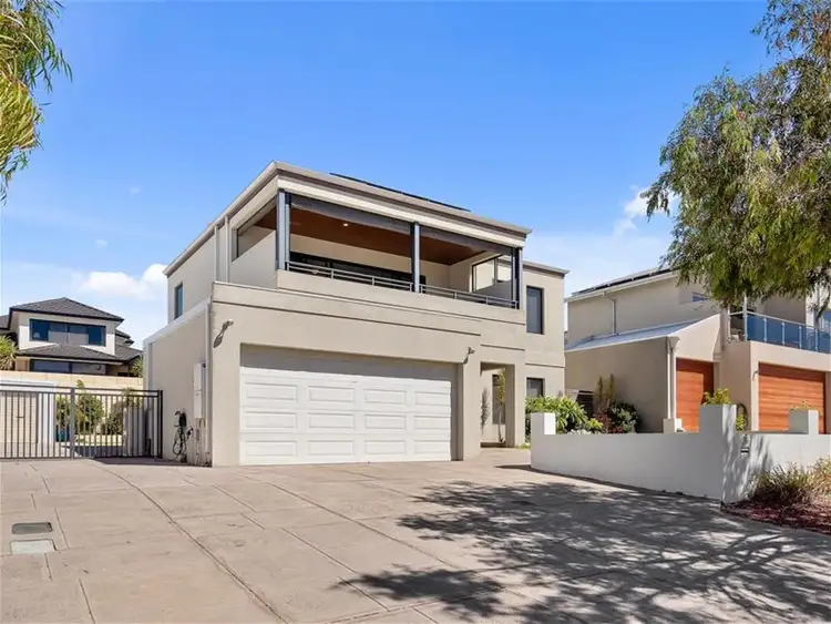 Second view of Homely house listing, 28 Endeavour Circle, Wannanup WA 6210