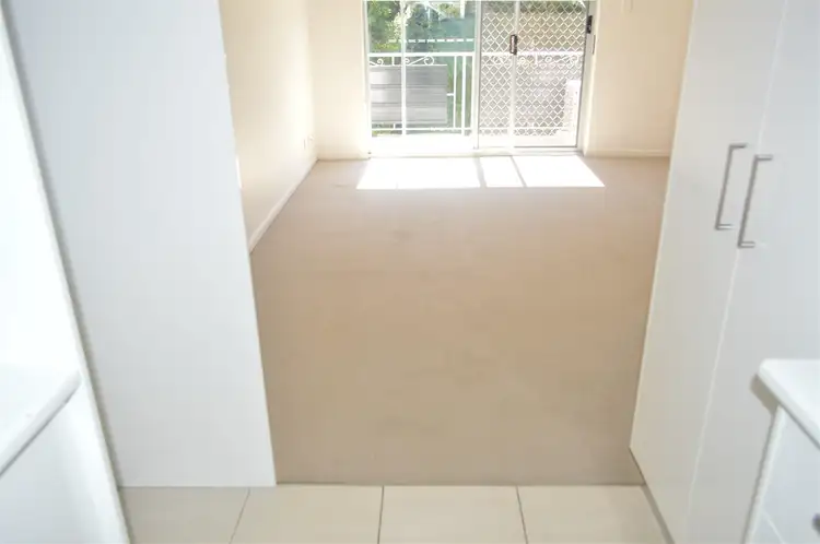Third view of Homely apartment listing, 5/8 Alma Road, Clayfield QLD 4011