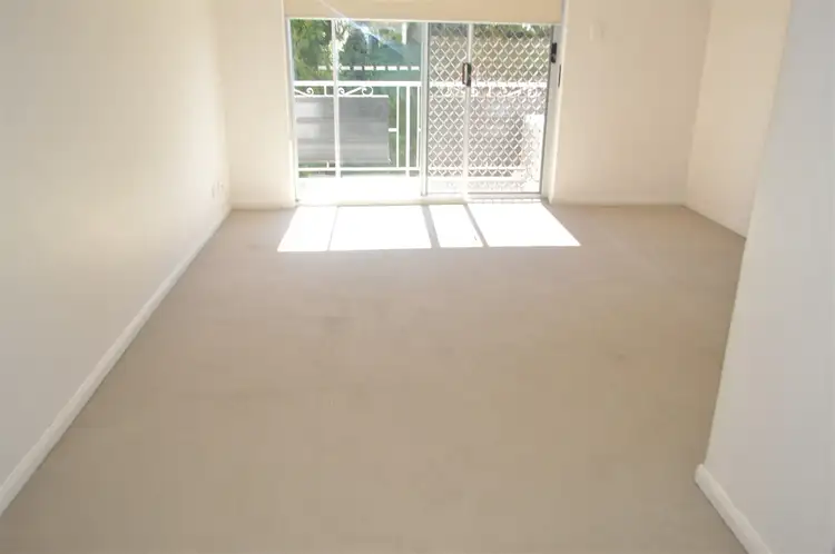 Fourth view of Homely apartment listing, 5/8 Alma Road, Clayfield QLD 4011