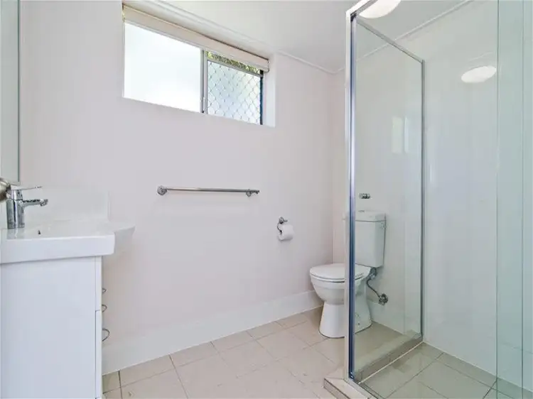 Sixth view of Homely apartment listing, 5/8 Alma Road, Clayfield QLD 4011